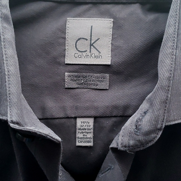 Men's Calvin Klein collared shirt - Picture 2 of 3